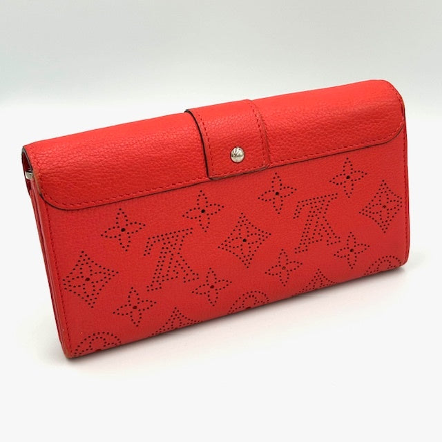 ルイヴィトン マヒナ ポルトフォイユ・イリス 二つ折り長財布