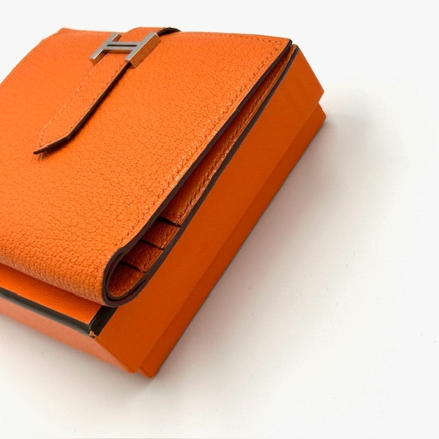 エルメス HERMES ベアン コンパクト シェーブル 折財布 シルバー金具 ユニセックス