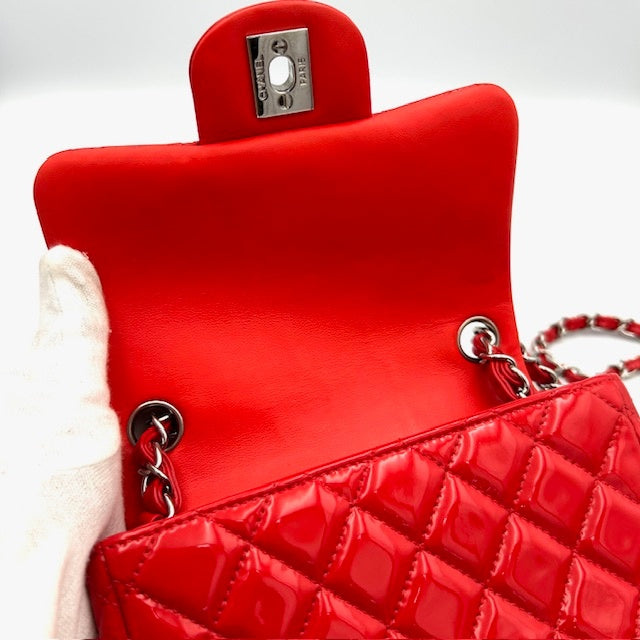 シャネル CHANEL ミニマトラッセ パテント マトラッセ チェーンショルダーバック 16