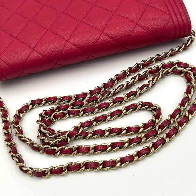 シャネル CHANEL ボーイシャネル マトラッセ キャビアスキン チェーンウォレット