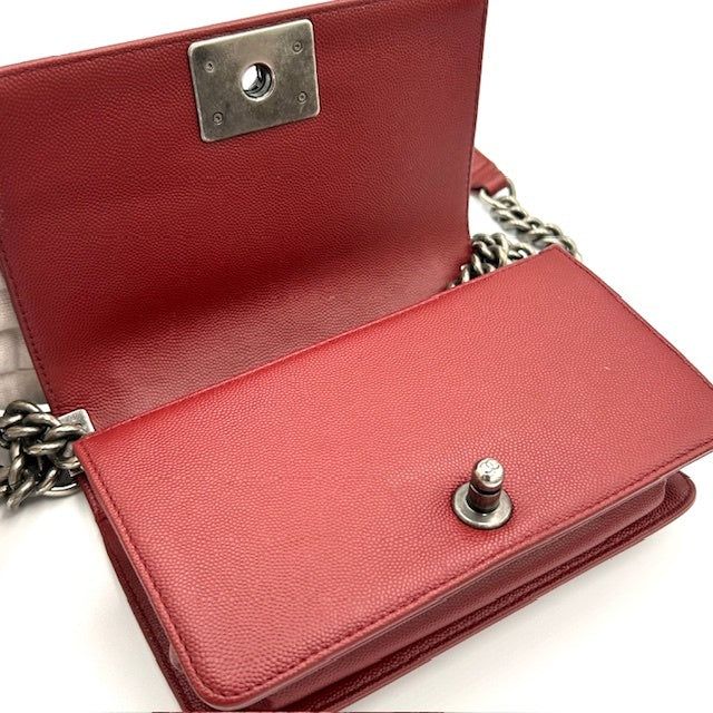 シャネル CHANEL ボーイシャネル Vステッチ シェブロン キャビアスキン チェーンショルダーバック