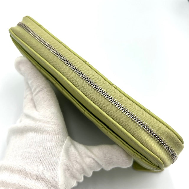 CHANEL シャネル マトラッセ ラムスキン グリーン 長財布