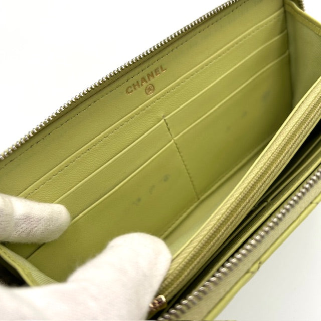CHANEL シャネル マトラッセ ラムスキン グリーン 長財布