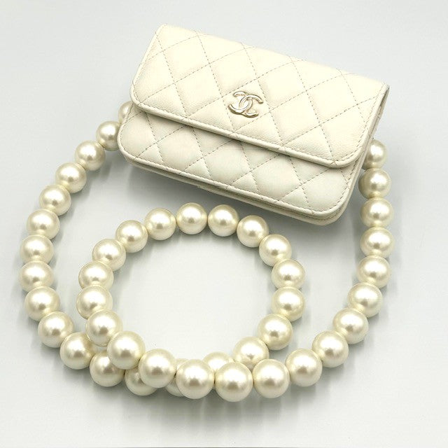 CHANEL シャネル ラムスキン パール ミニ ショルダーバック
