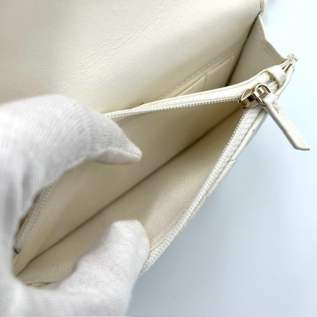 CHANEL シャネル ラムスキン パール ミニ ショルダーバック