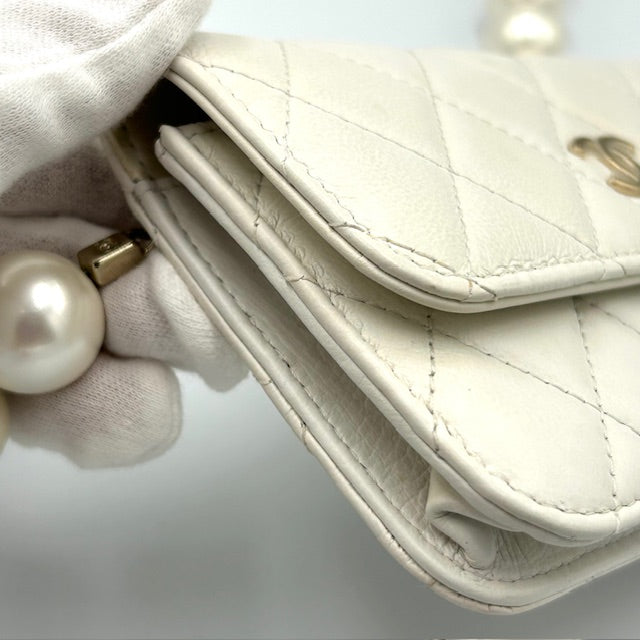 CHANEL シャネル ラムスキン パール ミニ ショルダーバック