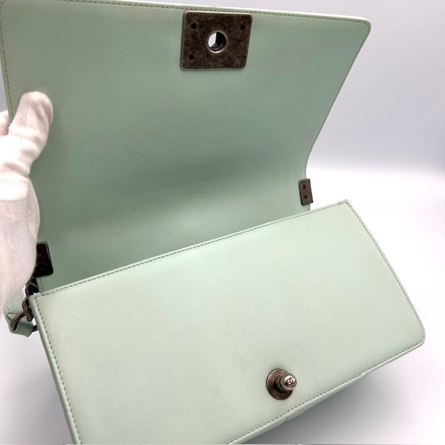 シャネル CHANEL ボーイシャネル Vステッチ チェーンショルダーバッグ