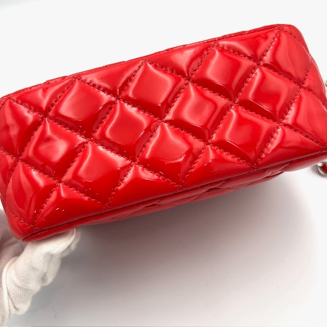 シャネル CHANEL ミニマトラッセ パテント マトラッセ チェーンショルダーバック 16