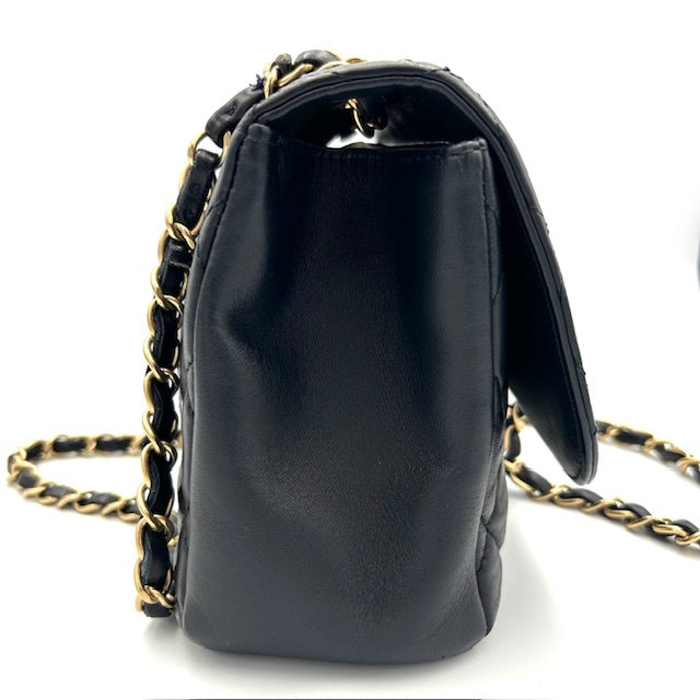 シャネル CHANEL マトラッセ ラムスキン チェーンショルダーバッグ