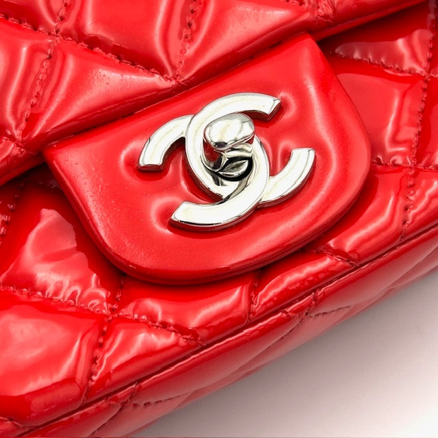 シャネル CHANEL ミニマトラッセ パテント マトラッセ チェーンショルダーバック 16