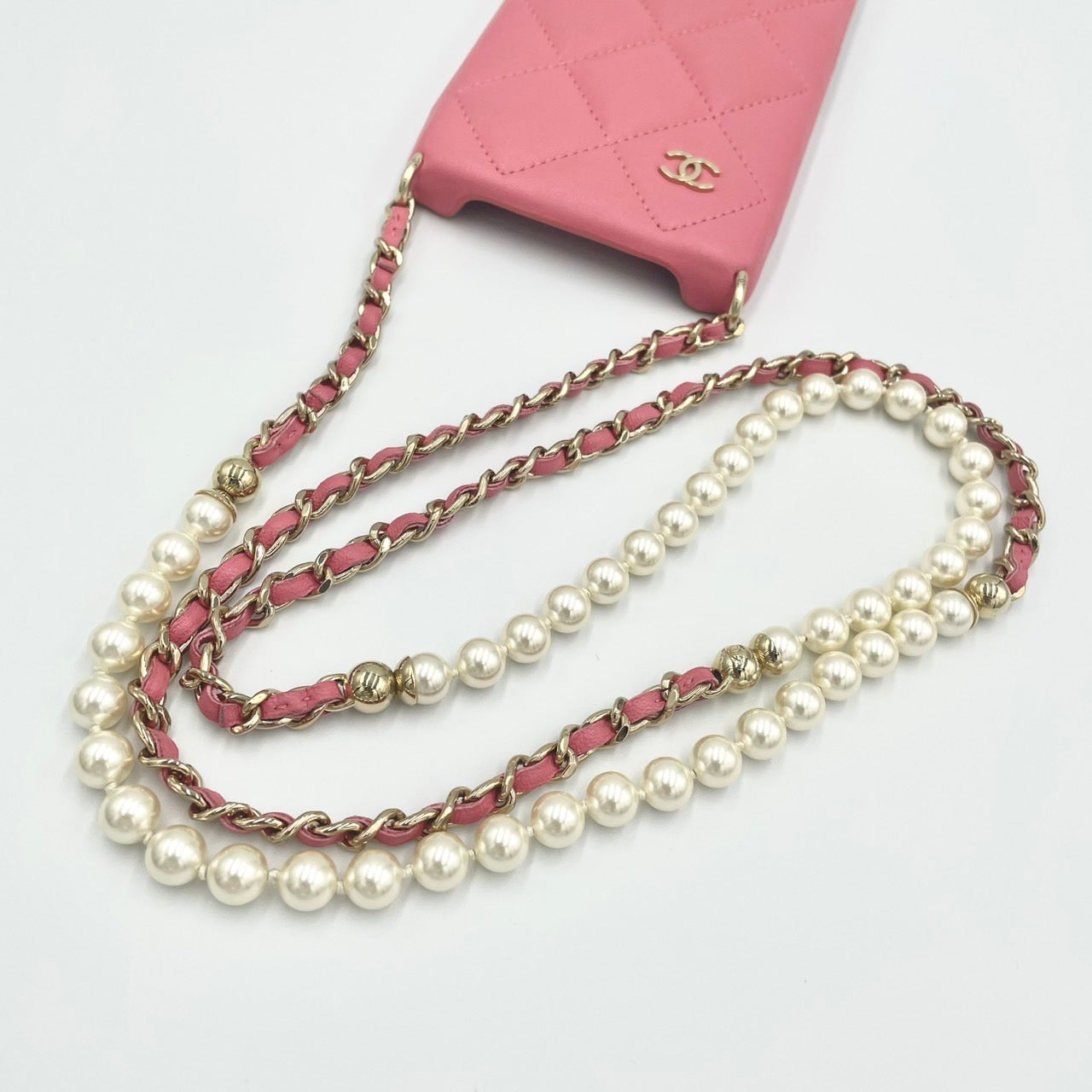 CHANEL シャネル ラムスキン iPhone 14pro ケース ショルダー