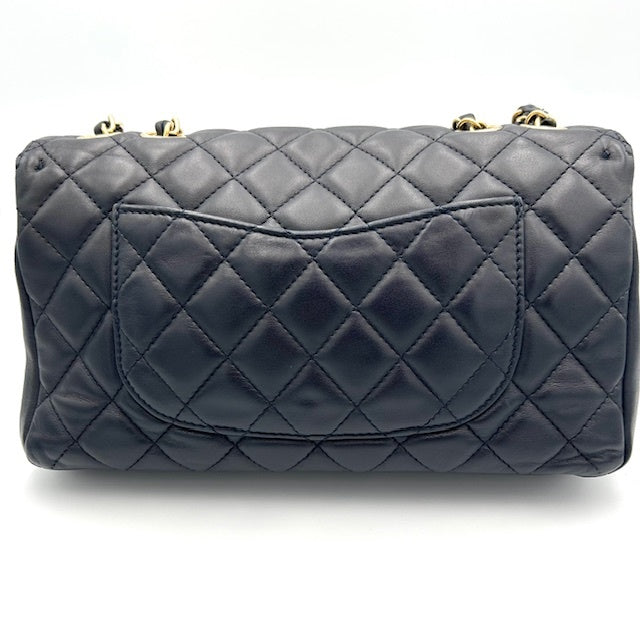 シャネル CHANEL マトラッセ ラムスキン チェーンショルダーバッグ