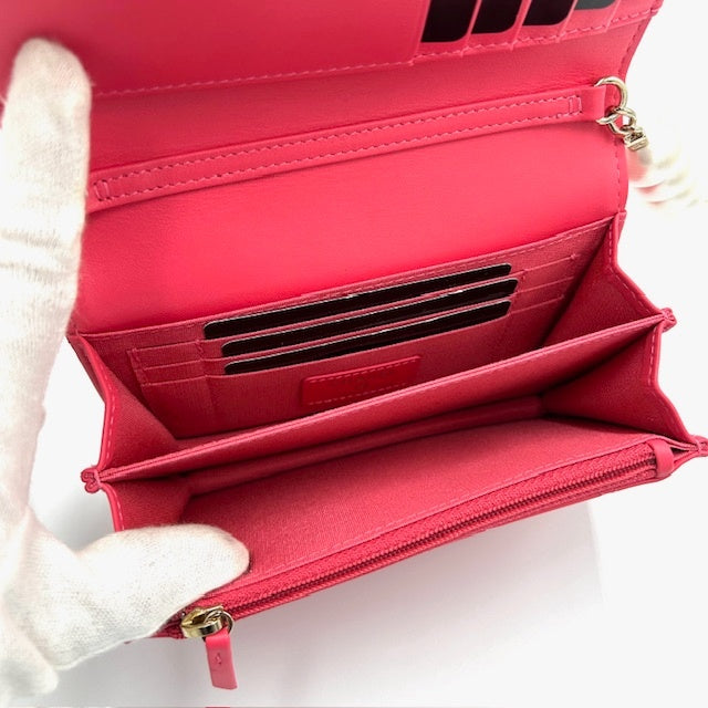 シャネル CHANEL マトラッセ ラムスキン パール チェーンスモールウォレット