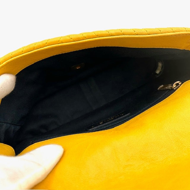 シャネル CHANEL Vステッチ シェブロン ラムスキン チェーンショルダーバッグ