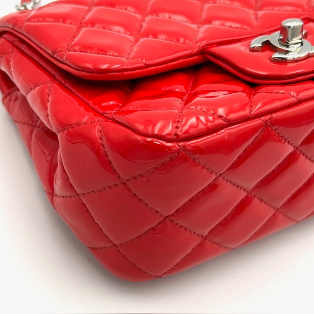 シャネル CHANEL ミニマトラッセ パテント マトラッセ チェーンショルダーバック 16