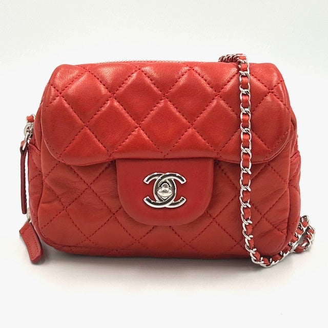 シャネル CHANEL マトラッセ ラムスキン ウォレット チェーンショルダーバック