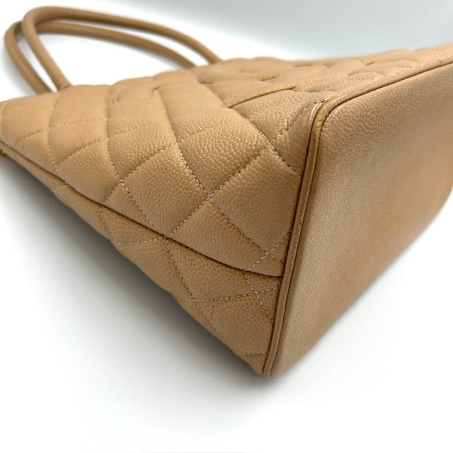 CHANEL シャネル 復刻トート キャビアスキン マトラッセ トートバック ココ