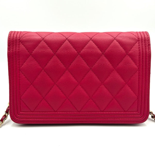 シャネル CHANEL ボーイシャネル マトラッセ キャビアスキン チェーンウォレット