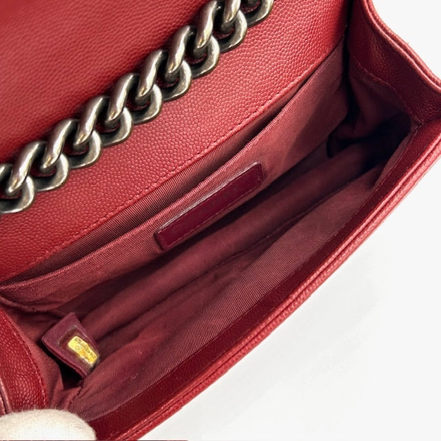 シャネル CHANEL ボーイシャネル Vステッチ シェブロン キャビアスキン チェーンショルダーバック