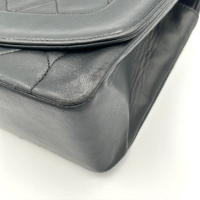 シャネル CHANEL マトラッセ ラムスキン ダイアナ シングルフラップ チェーンショルダーバック