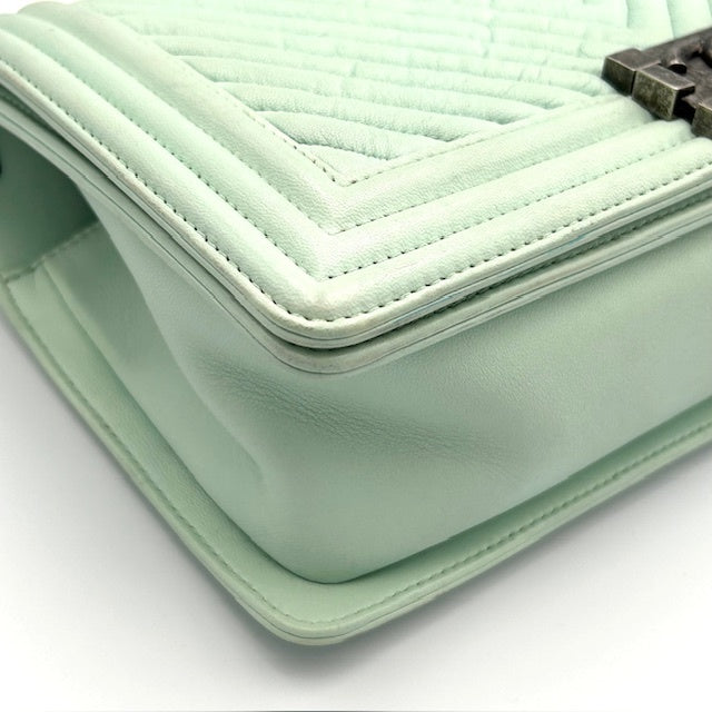 シャネル CHANEL ボーイシャネル Vステッチ チェーンショルダーバッグ