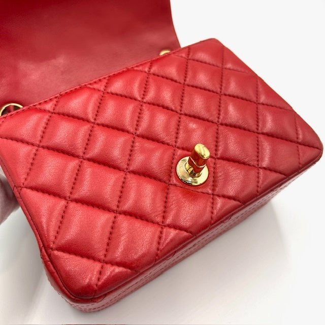 シャネル CHANEL マトラッセ ミニマトラッセ チェーン ショルダーバッグ