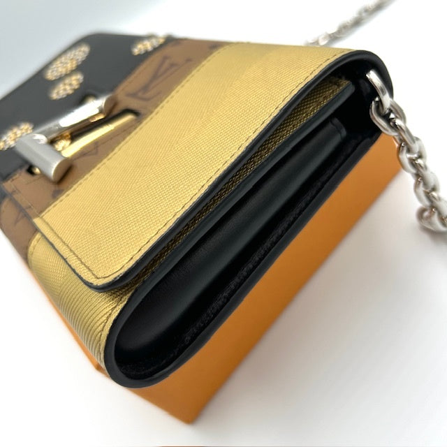 ルイヴィトン モノグラム リバース ツイストMM チェーン 長財布
