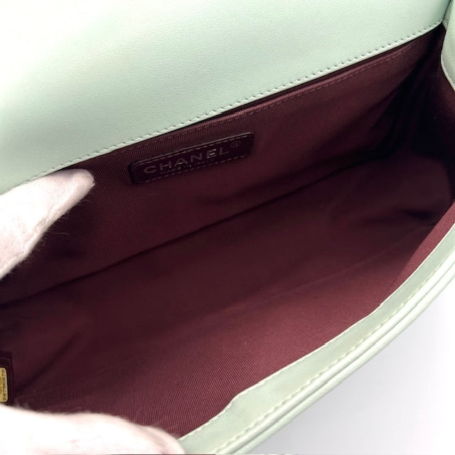 シャネル CHANEL ボーイシャネル Vステッチ チェーンショルダーバッグ