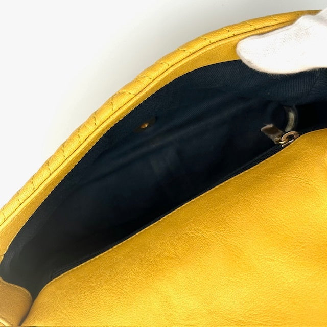 シャネル CHANEL Vステッチ シェブロン ラムスキン チェーンショルダーバッグ